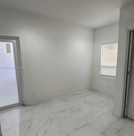 11417 SW 35 Lane Miami FL 33165