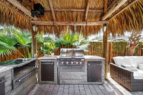 14231 SW 161st Place Miami FL 33196