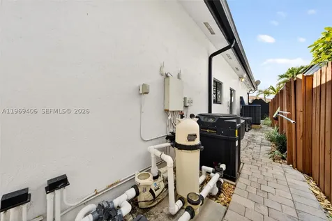 14231 SW 161st Place Miami FL 33196