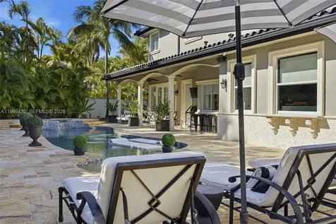 9449 NW 54th Doral Circle Lane Doral FL 33178