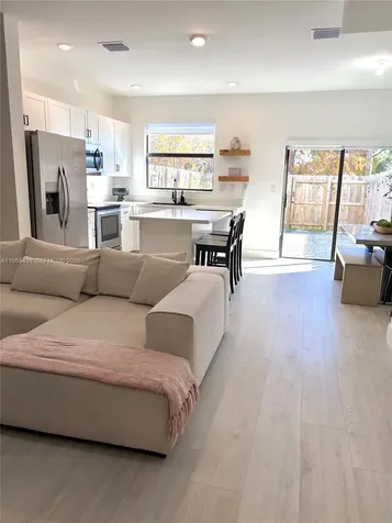 14724 SW 181st Terrace Miami FL 33187