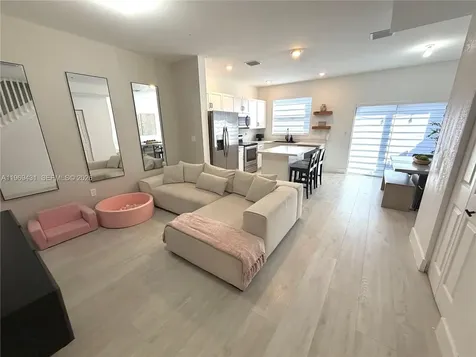 14724 SW 181st Terrace Miami FL 33187
