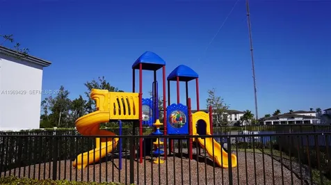 549 NW 204th Street Miami Gardens FL 33169
