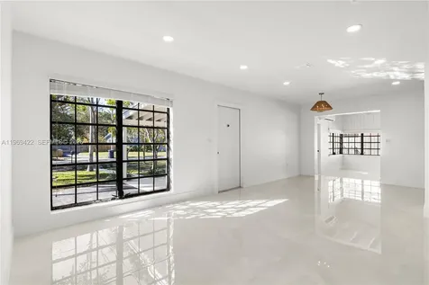 9241 Marine Drive Cutler Bay FL 33189