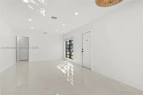9241 Marine Drive Cutler Bay FL 33189