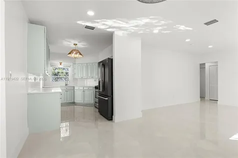 9241 Marine Drive Cutler Bay FL 33189