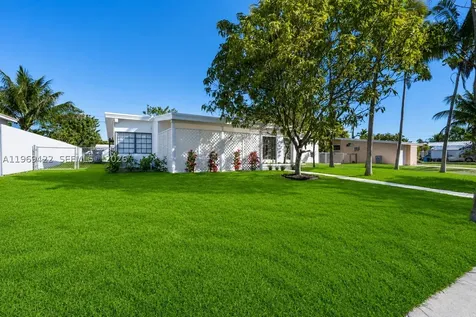 9241 Marine Drive Cutler Bay FL 33189