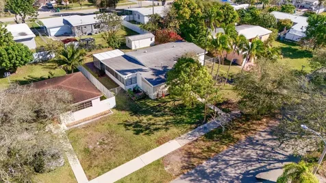 9241 Marine Drive Cutler Bay FL 33189