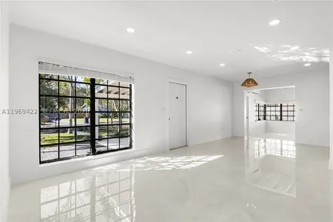 9241 Marine Drive Cutler Bay FL 33189