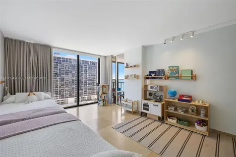 1915 Brickell Avenue Miami FL 33129