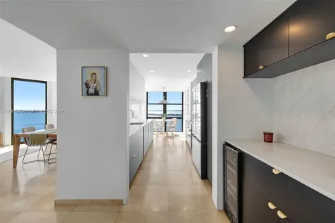 1915 Brickell Avenue Miami FL 33129