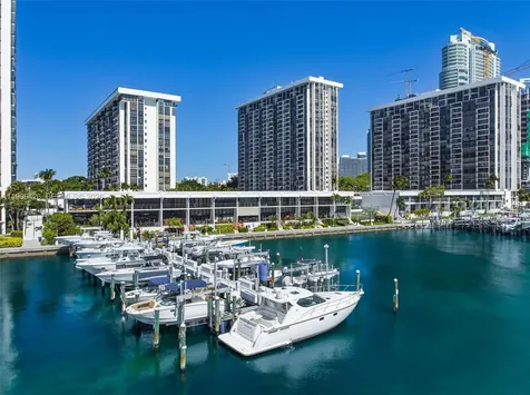 1915 Brickell Avenue Miami FL 33129