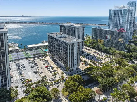 1915 Brickell Avenue Miami FL 33129