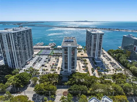 1915 Brickell Avenue Miami FL 33129