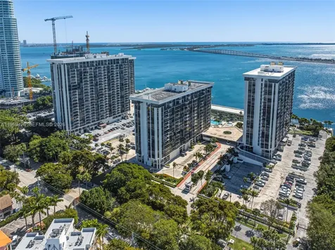 1915 Brickell Avenue Miami FL 33129