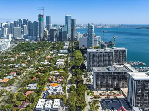 1915 Brickell Avenue Miami FL 33129