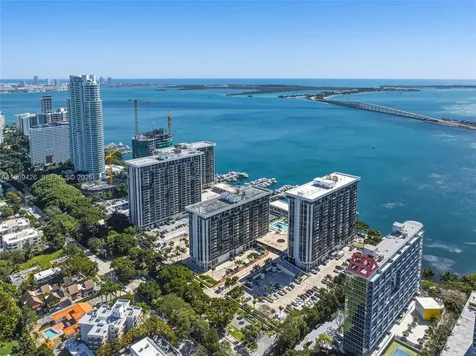 1915 Brickell Avenue Miami FL 33129