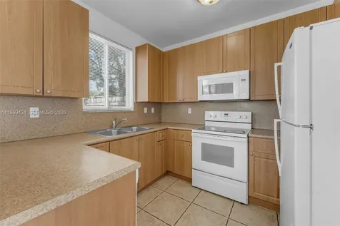 2712 SE 15th Place Homestead FL 33035