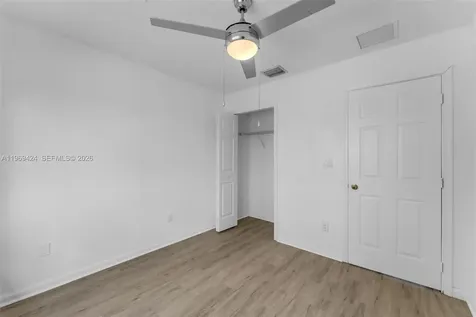 2712 SE 15th Place Homestead FL 33035