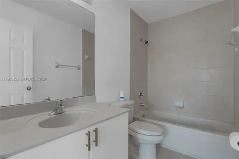 2712 SE 15th Place Homestead FL 33035
