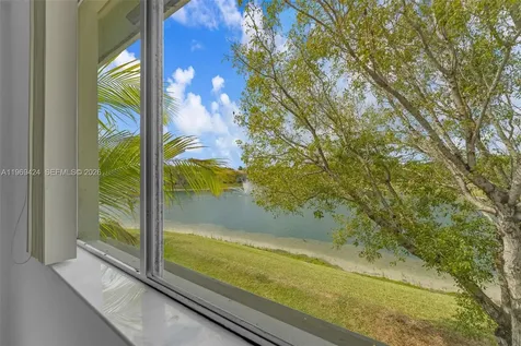 2712 SE 15th Place Homestead FL 33035