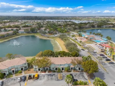 2712 SE 15th Place Homestead FL 33035