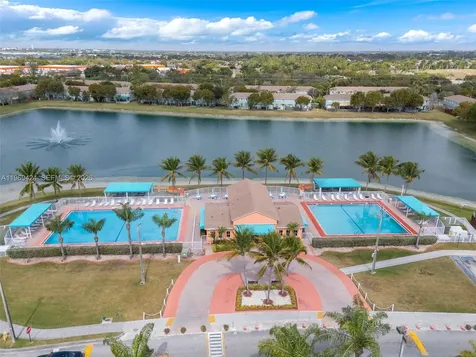 2712 SE 15th Place Homestead FL 33035