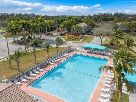 2712 SE 15th Place Homestead FL 33035