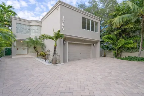 1769 Wa Kee Na Drive Miami FL 33133