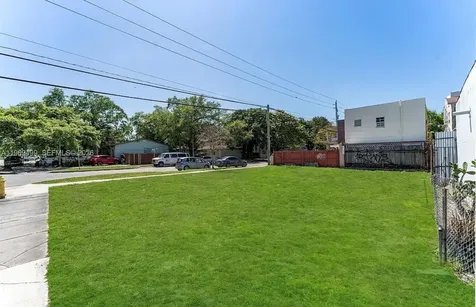 2600 NW 23rd Avenue Miami FL 33142