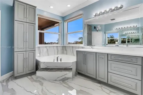 3240 SW 190th Avenue Miramar FL 33029