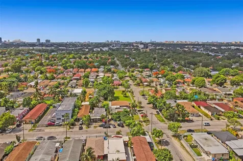 2397 NW 34th Street Miami FL 33142