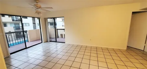 995 SW 84th Avenue Miami FL 33144