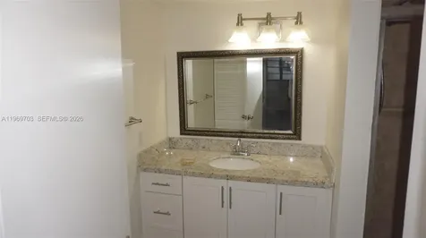 995 SW 84th Avenue Miami FL 33144