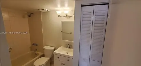 995 SW 84th Avenue Miami FL 33144