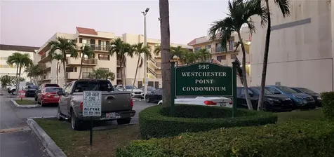 995 SW 84th Avenue Miami FL 33144