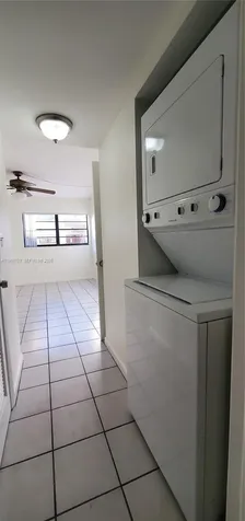 995 SW 84th Avenue Miami FL 33144