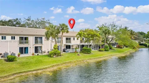 9722 NW 23rd Court Pembroke Pines FL 33024