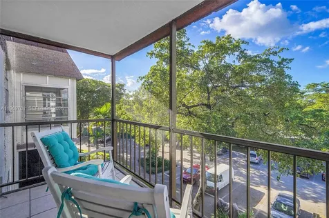 1681 NW 70th Avenue Plantation FL 33313