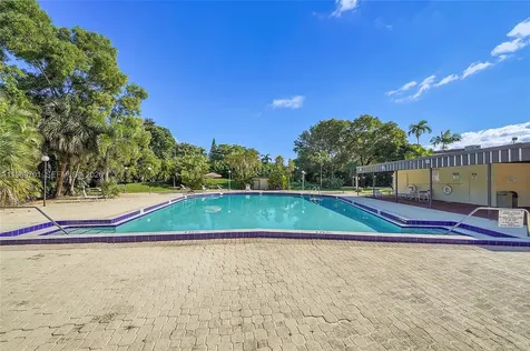 1681 NW 70th Avenue Plantation FL 33313