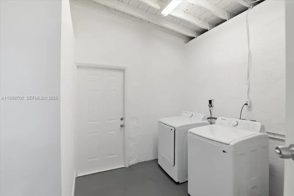 931 Chateau Park Drive Fort Lauderdale FL 33311