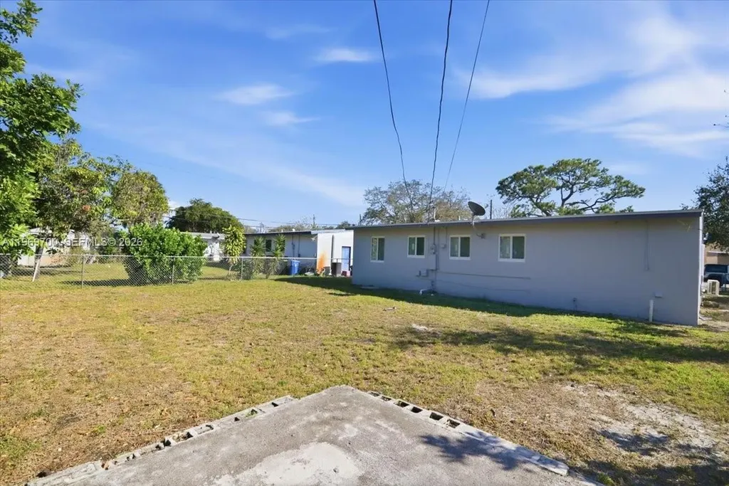 931 Chateau Park Drive Fort Lauderdale FL 33311