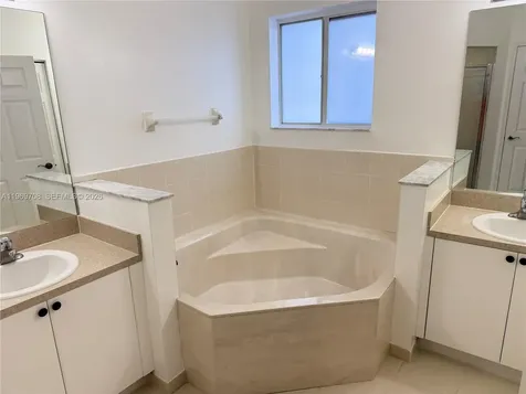 1958 SE 24th Terrace Homestead FL 33035