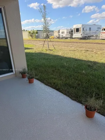 632 Taylor Grove Lain Lake Wales FL 33898