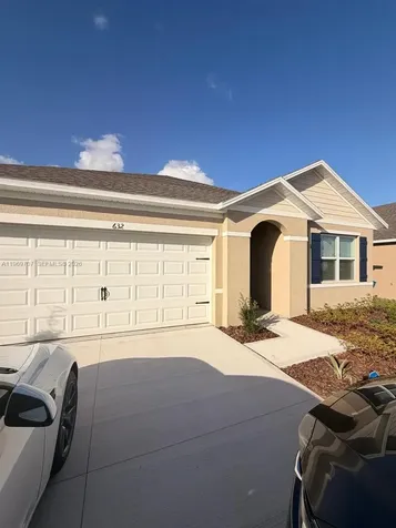 632 Taylor Grove Lain Lake Wales FL 33898