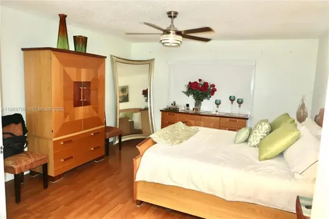701 SW 128th Avenue Pembroke Pines FL 33027