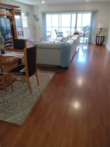 701 SW 128th Avenue Pembroke Pines FL 33027