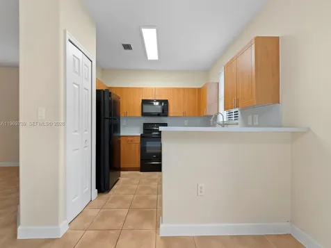 1483 SE 25th Avenue Homestead FL 33035