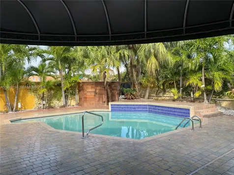 720 NW 123rd Avenue Miami FL 33182