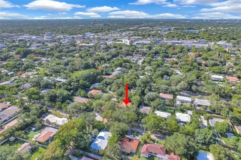 11919 NE 8th Avenue Miami FL 33161